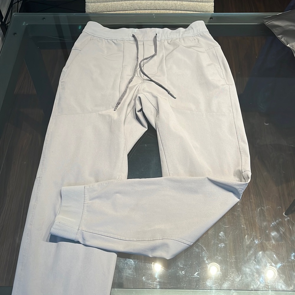 Lululemon Jogger Light Gray Medium